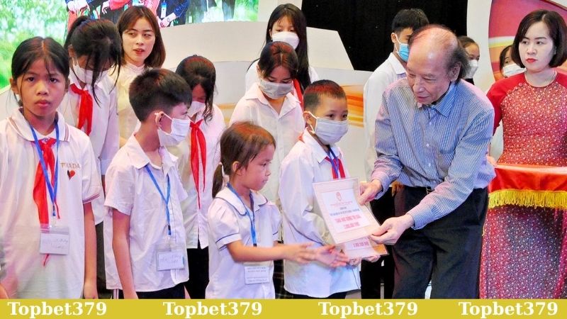 Giá trị lâu dài của Topbet379 tiếp sức em đến trường